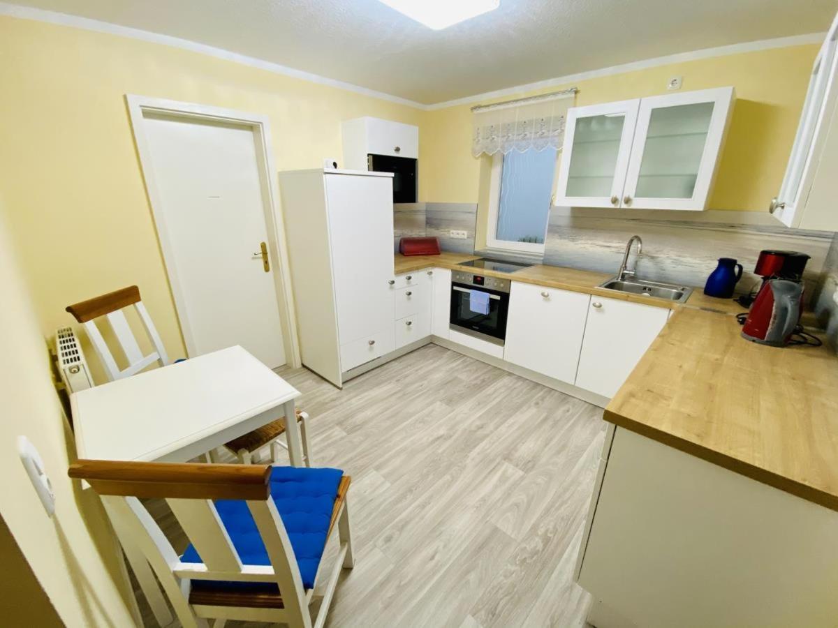 Ferienhaus Adele Росток Екстер'єр фото